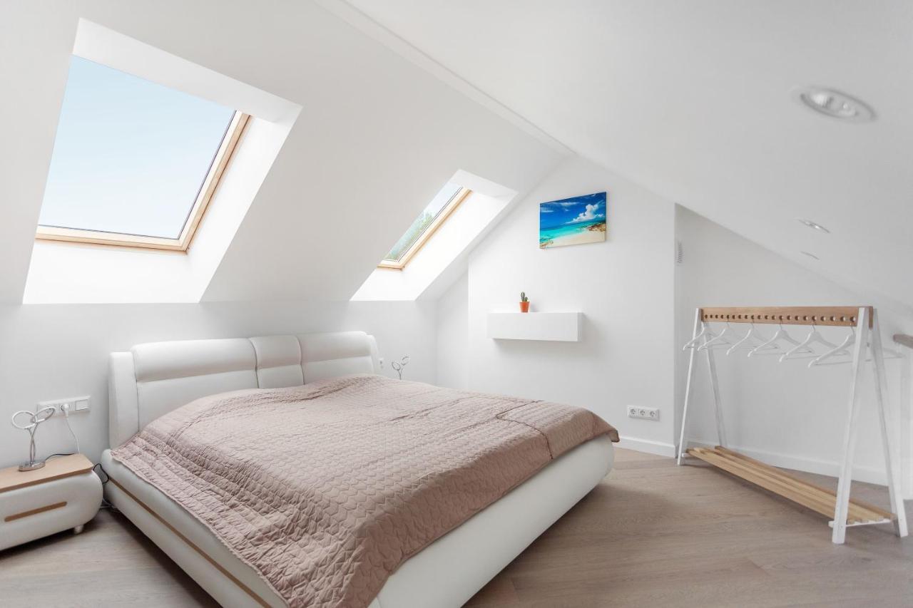 Luxurious Kaunas Basilica Apartment In Old Town By Urban Rent 외부 사진