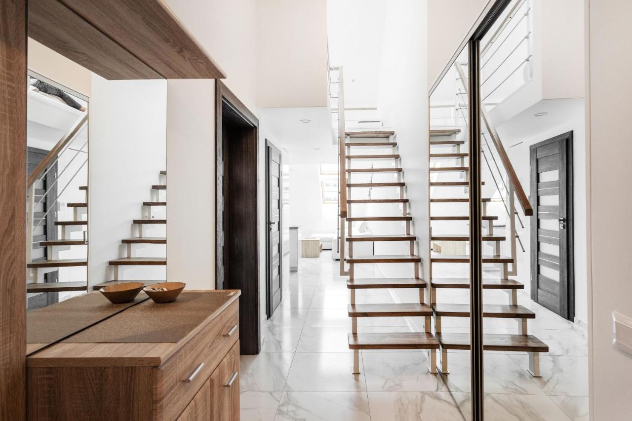 Luxurious Kaunas Basilica Apartment In Old Town By Urban Rent 외부 사진