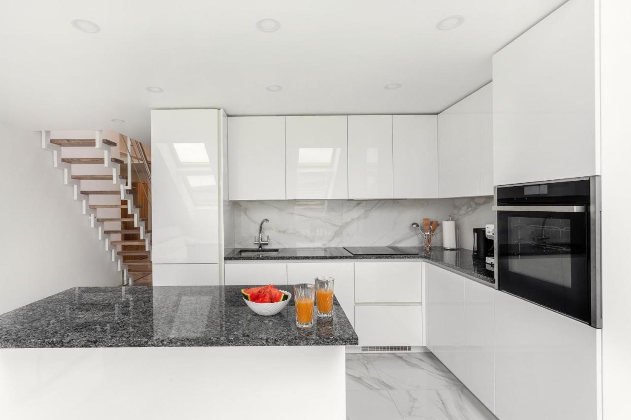 Luxurious Kaunas Basilica Apartment In Old Town By Urban Rent 외부 사진